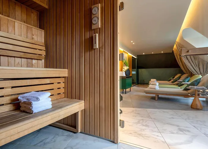 Le Louis Hotel Versailles Chateau - Mgallery Collection