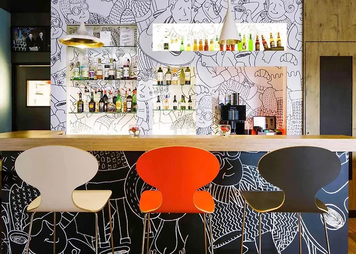 Ibis Versailles Chateau